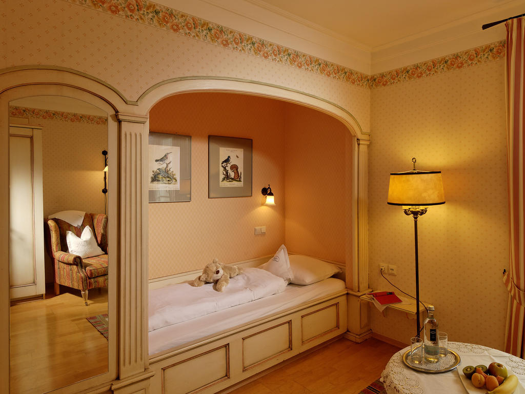Landhotel Zum Baeren Balduinstein Ruang foto